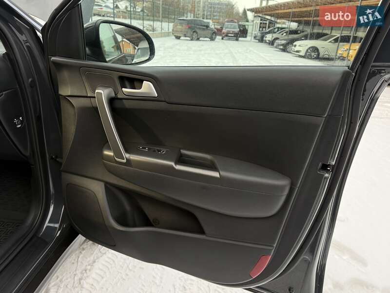 Позашляховик / Кросовер Kia Sportage 2020 в Вінниці