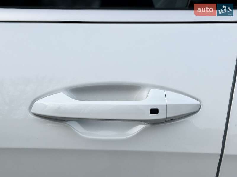 Позашляховик / Кросовер Kia Sportage 2023 в Одесі