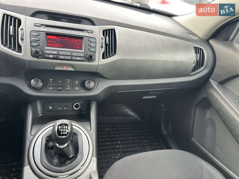 Внедорожник / Кроссовер Kia Sportage 2014 в Черкассах фото 12 Внедорожник / Кроссовер Kia Sportage 2014 в Черкассах