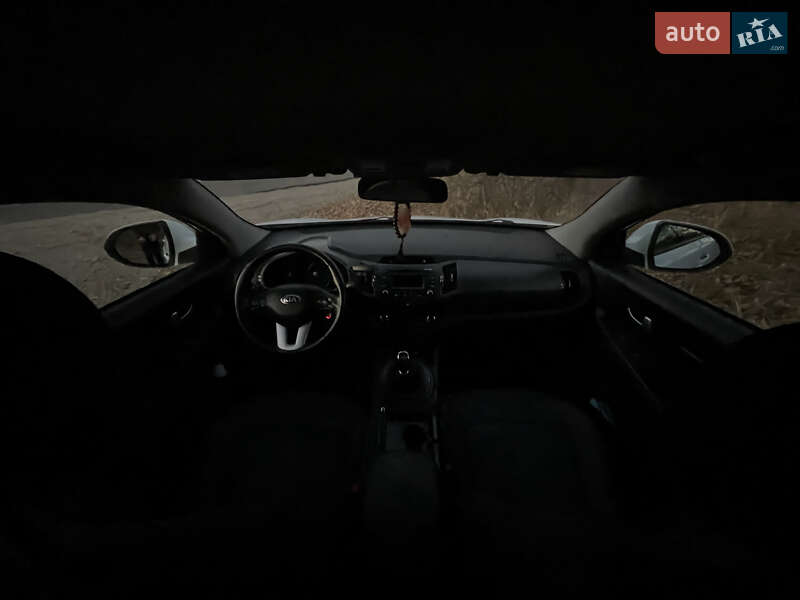 Внедорожник / Кроссовер Kia Sportage 2013 в Киеве