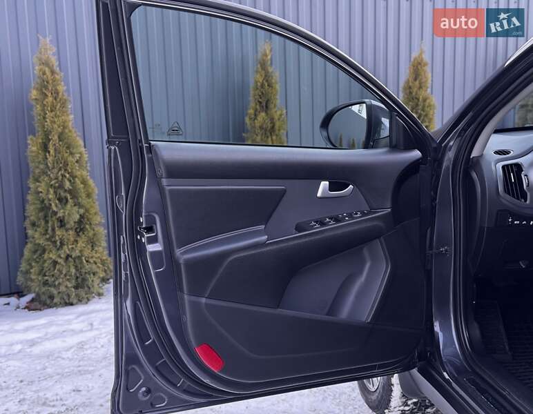 Позашляховик / Кросовер Kia Sportage 2014 в Вінниці