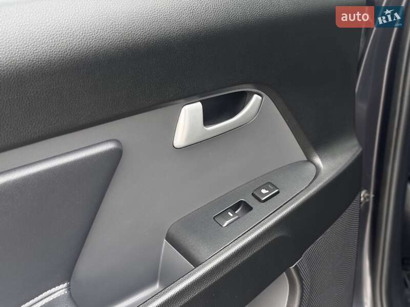 Позашляховик / Кросовер Kia Sportage 2014 в Вінниці