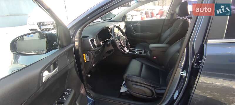 Внедорожник / Кроссовер Kia Sportage 2016 в Киеве фото 35 Внедорожник / Кроссовер Kia Sportage 2016 в Киеве