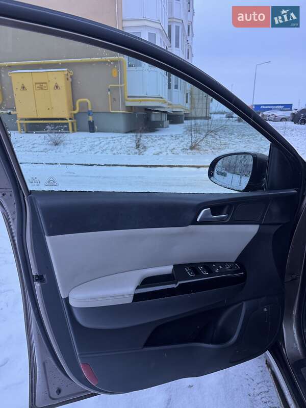 Позашляховик / Кросовер Kia Sportage 2017 в Вінниці фото 9 Позашляховик / Кросовер Kia Sportage 2017 в Вінниці