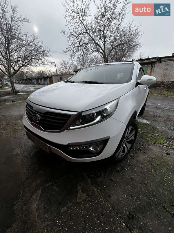 Внедорожник / Кроссовер Kia Sportage 2011 в Кривом Роге