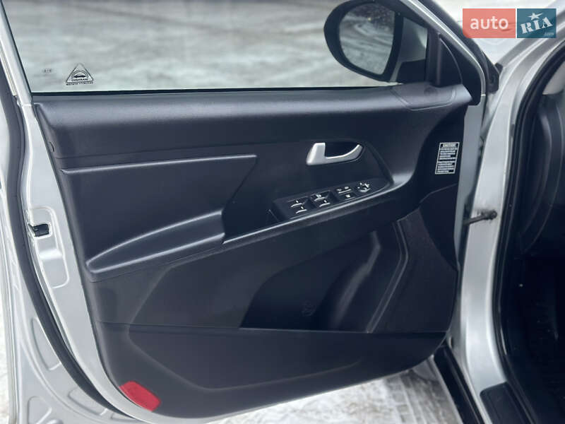 Внедорожник / Кроссовер Kia Sportage 2012 в Хмельницком фото 27 Внедорожник / Кроссовер Kia Sportage 2012 в Хмельницком