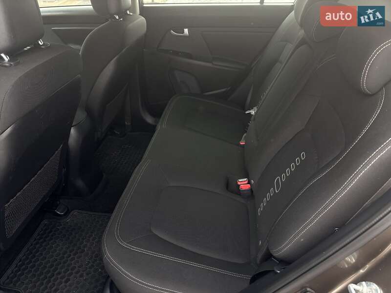 Внедорожник / Кроссовер Kia Sportage 2011 в Ровно фото 26 Внедорожник / Кроссовер Kia Sportage 2011 в Ровно