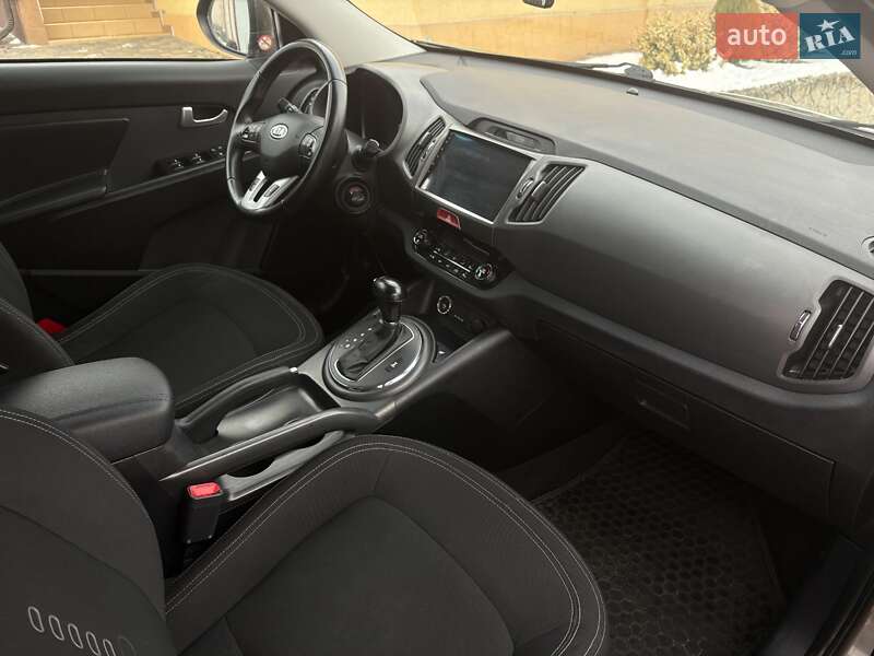 Внедорожник / Кроссовер Kia Sportage 2011 в Ровно фото 4 Внедорожник / Кроссовер Kia Sportage 2011 в Ровно