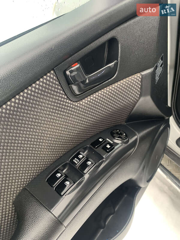 Внедорожник / Кроссовер Kia Sportage 2006 в Дрогобыче фото 40 Внедорожник / Кроссовер Kia Sportage 2006 в Дрогобыче