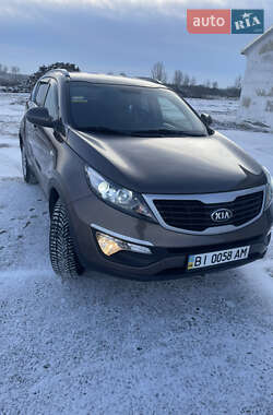 Позашляховик / Кросовер Kia Sportage 2012 в Миргороді