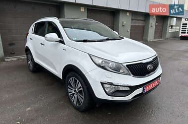 Внедорожник / Кроссовер Kia Sportage 2015 в Ровно
