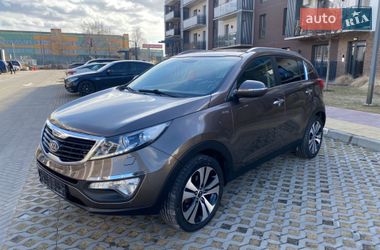 Позашляховик / Кросовер Kia Sportage 2012 в Луцьку