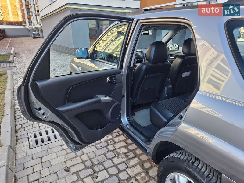 Внедорожник / Кроссовер Kia Sportage 2006 в Ивано-Франковске