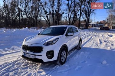 Внедорожник / Кроссовер Kia Sportage 2016 в Киеве