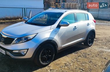 Внедорожник / Кроссовер Kia Sportage 2012 в Харькове