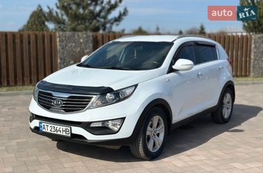 Позашляховик / Кросовер Kia Sportage 2011 в Івано-Франківську