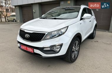 Позашляховик / Кросовер Kia Sportage 2015 в Рівному