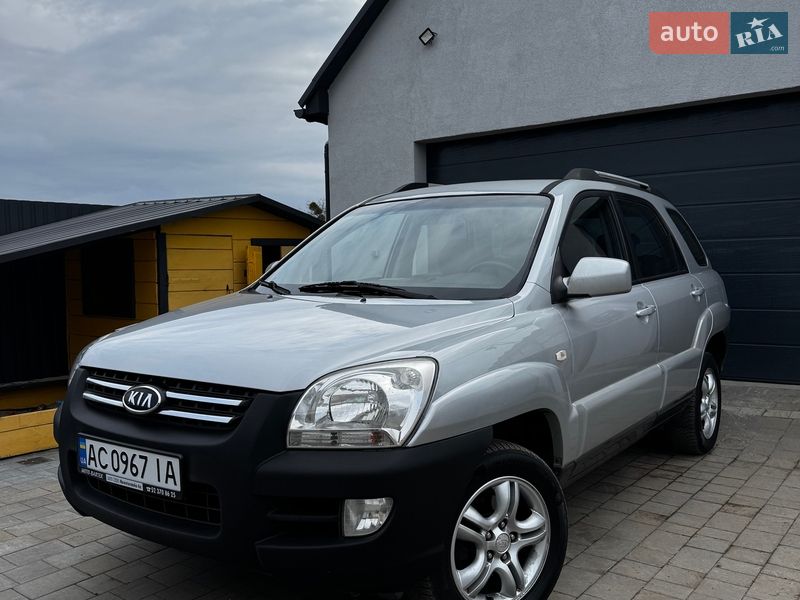 Позашляховик / Кросовер Kia Sportage 2006 в Полтаві