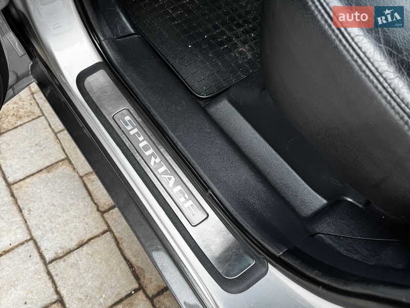 Позашляховик / Кросовер Kia Sportage 2006 в Полтаві