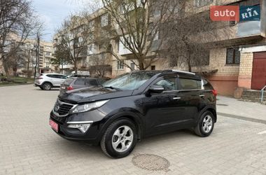 Позашляховик / Кросовер Kia Sportage 2012 в Чернівцях