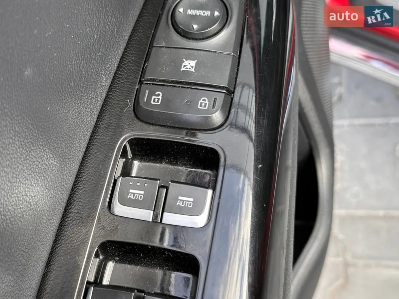 Kia Sportage 2018 VIN U5YPH812HKL588423 фото оголошення 14 з 48