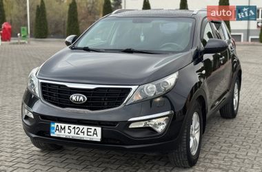 Внедорожник / Кроссовер Kia Sportage 2015 в Киеве