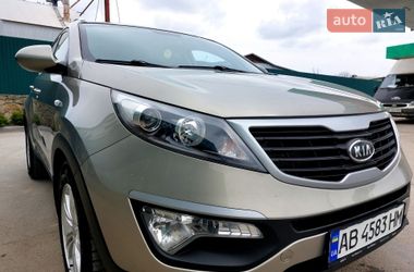 Позашляховик / Кросовер Kia Sportage 2012 в Чернівцях