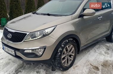 Позашляховик / Кросовер Kia Sportage 2015 в Ужгороді