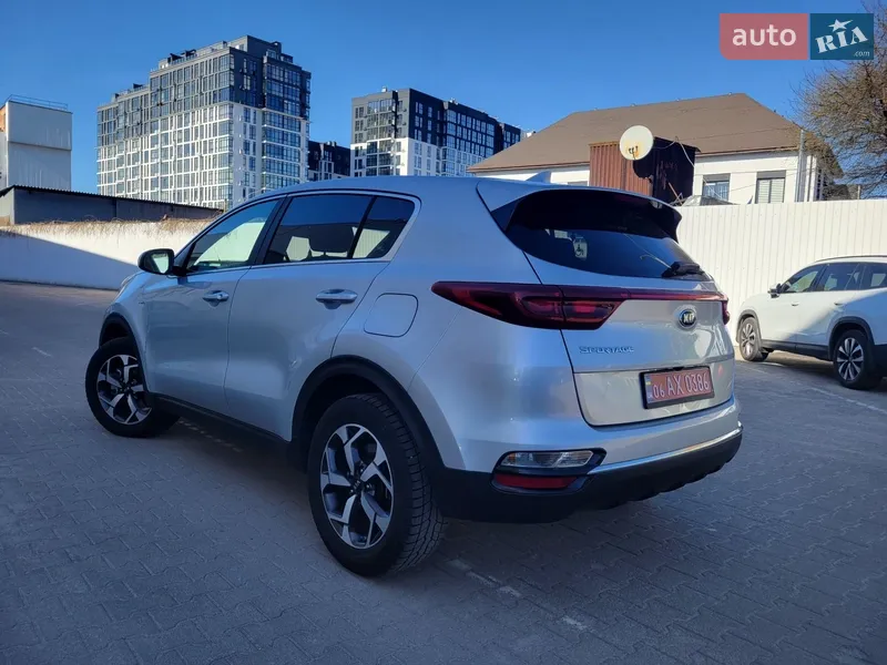 Kia Sportage 2021 VIN KNDPMCAC7N7963876 фото оголошення 10 з 64