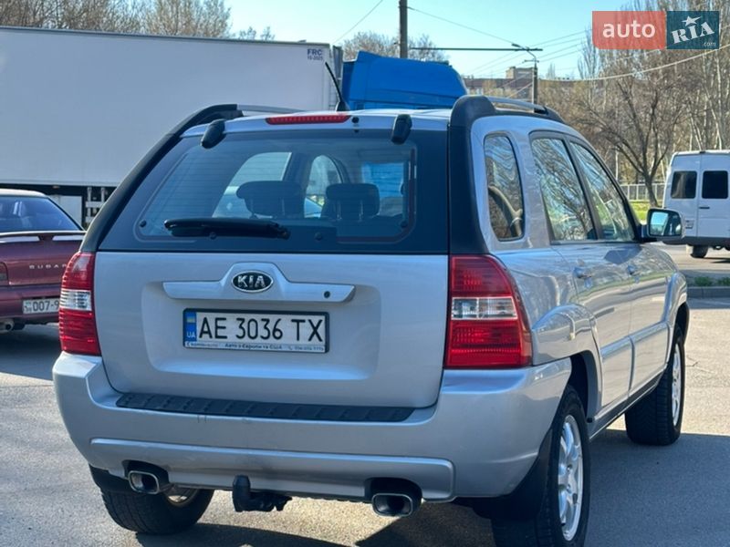 Внедорожник / Кроссовер Kia Sportage 2006 в Днепре