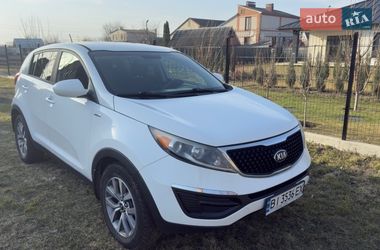 Позашляховик / Кросовер Kia Sportage 2015 в Полтаві