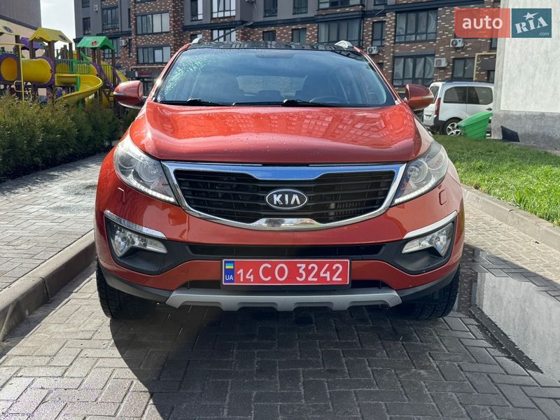 Внедорожник / Кроссовер Kia Sportage 2012 в Житомире