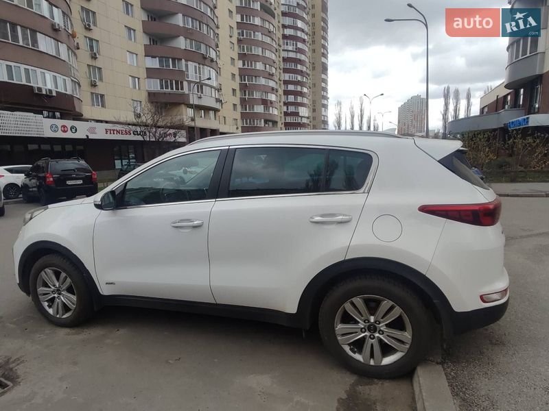 Внедорожник / Кроссовер Kia Sportage 2017 в Киеве