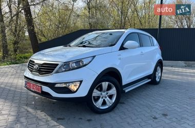 Внедорожник / Кроссовер Kia Sportage 2014 в Черновцах