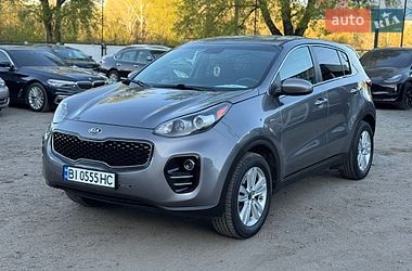 Внедорожник / Кроссовер Kia Sportage 2016 в Полтаве