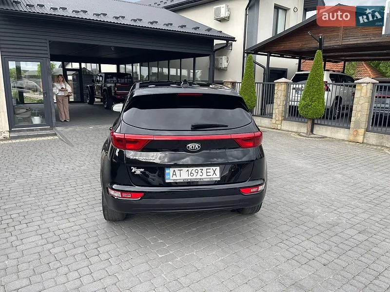 Kia Sportage 2016 VIN KNDPMCAC5H7087216 фото оголошення 5 з 61