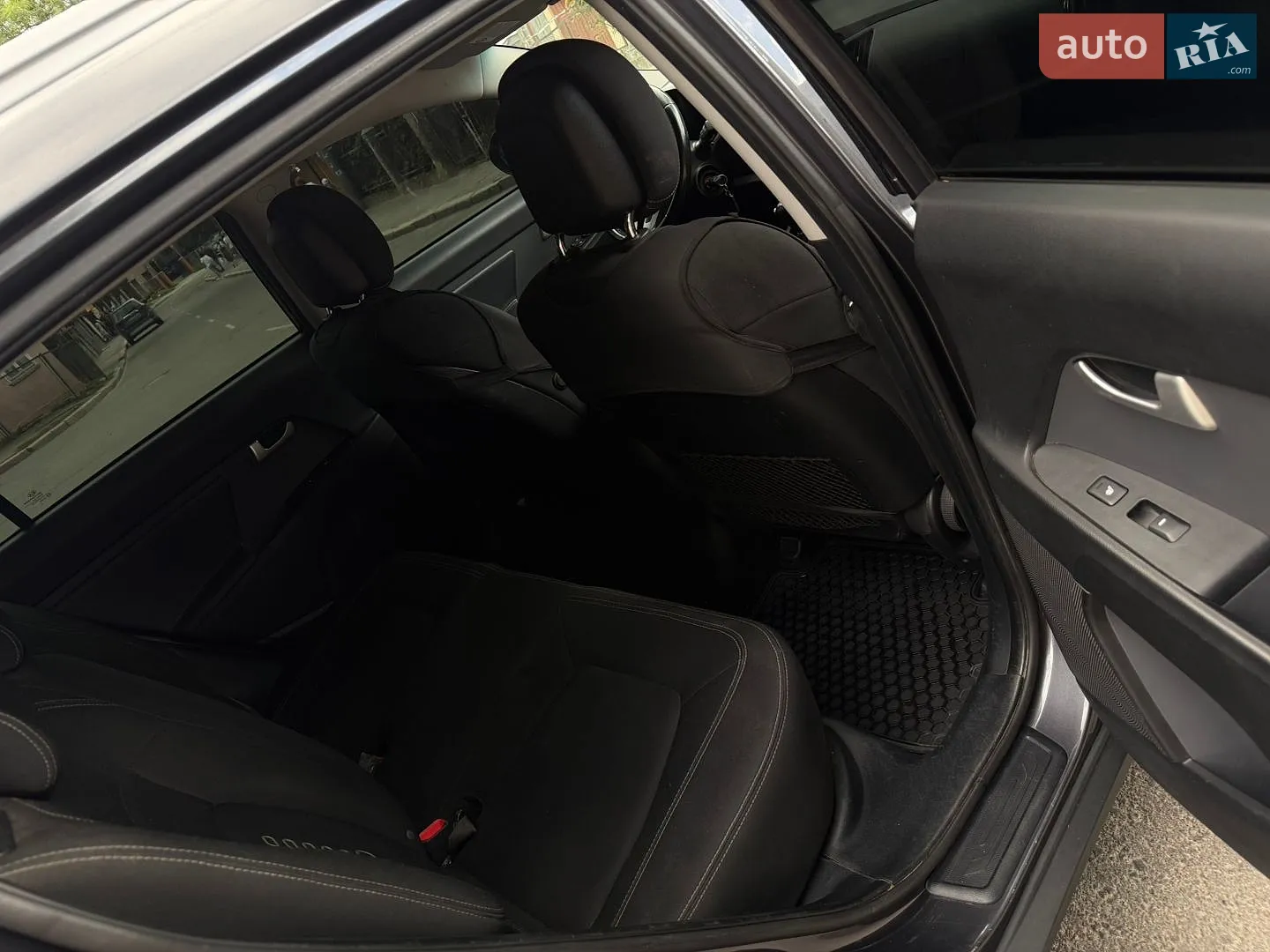 Kia Sportage 2012 VIN U5YPC811DDL260085 фото оголошення 17 з 19