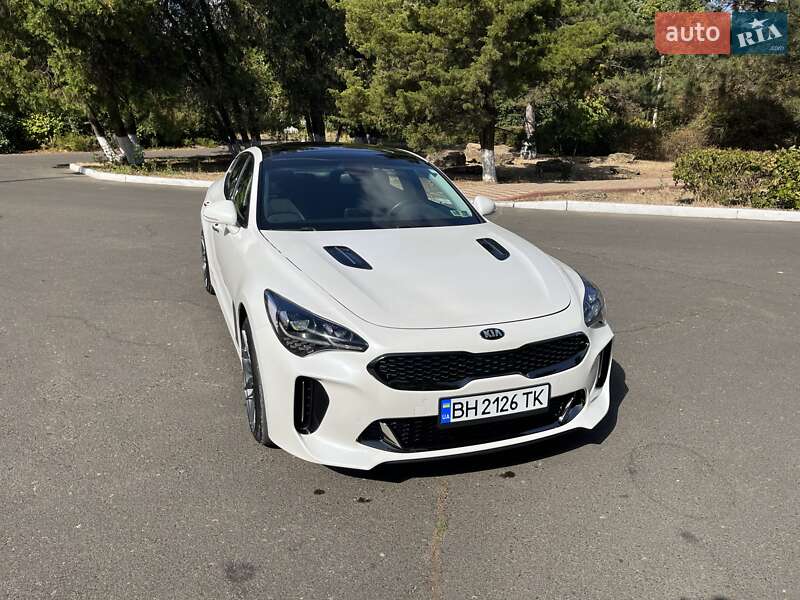 Фастбек Kia Stinger 2017 в Одесі
