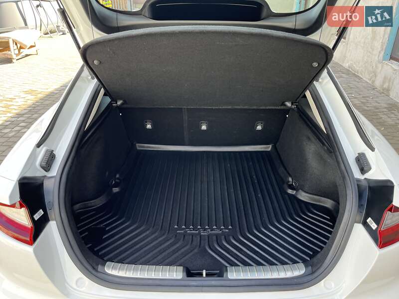 Фастбек Kia Stinger 2017 в Одесі