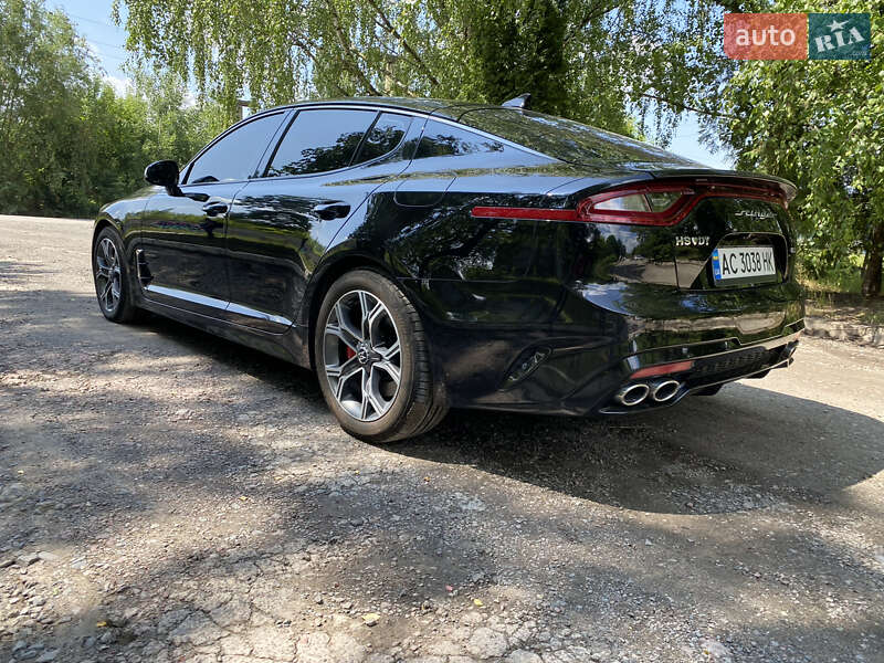 Фастбэк Kia Stinger 2018 в Луцке фото 6 Фастбэк Kia Stinger 2018 в Луцке