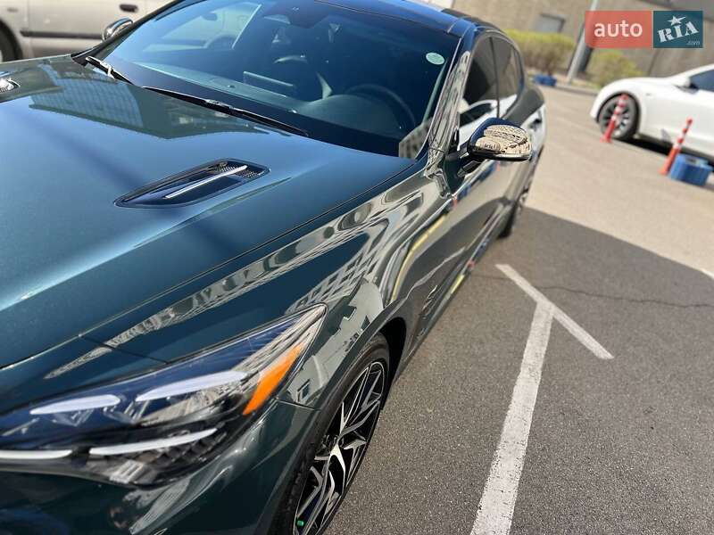 Лифтбек Kia Stinger 2021 в Киеве