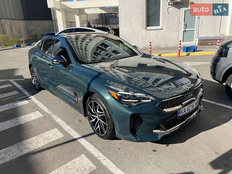 Лифтбек Kia Stinger 2021 в Киеве