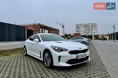 Фастбек Kia Stinger 2018 в Хмельницькому