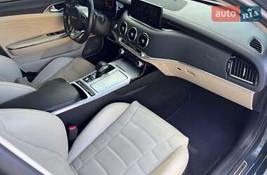 Лифтбек Kia Stinger 2021 в 