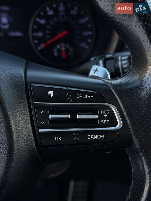 Лифтбек Kia Stinger 2020 в Киеве