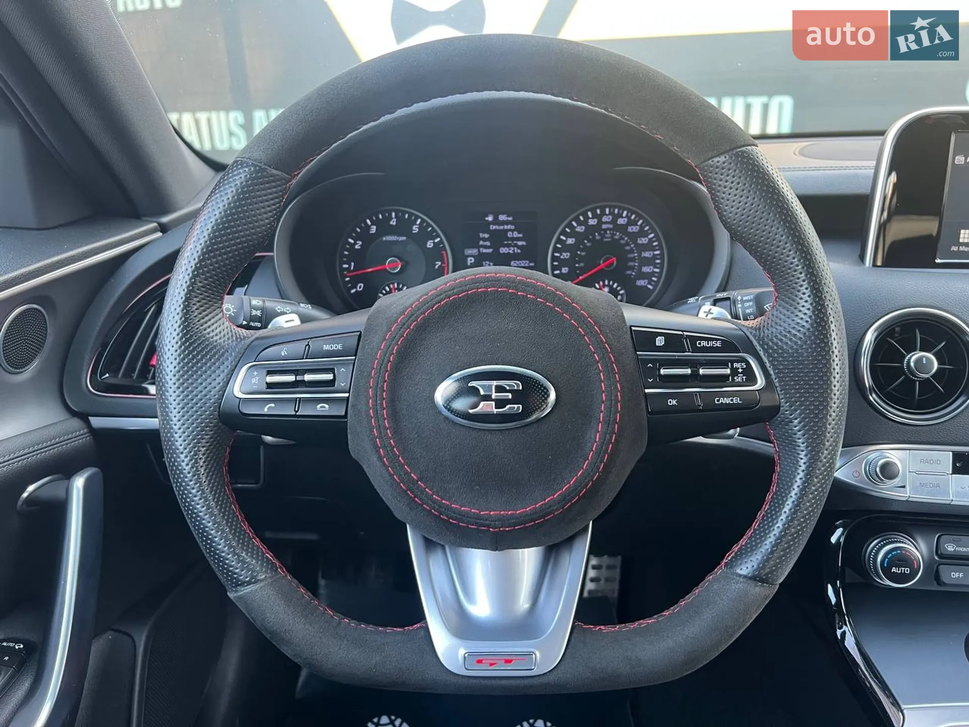 2019 Kia Stinger - мініатюра 16