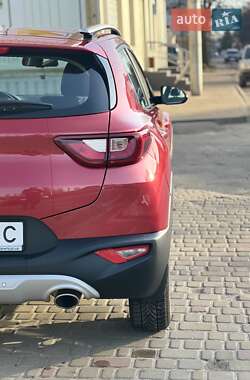 Позашляховик / Кросовер Kia Stonic 2020 в Полтаві