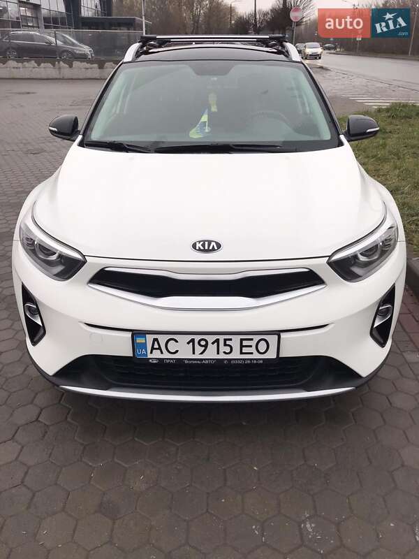 Позашляховик / Кросовер Kia Stonic 2020 в Луцьку фото 2 Позашляховик / Кросовер Kia Stonic 2020 в Луцьку