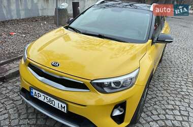 Позашляховик / Кросовер Kia Stonic 2018 в Запоріжжі