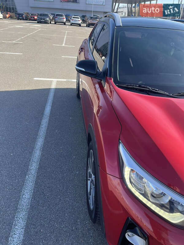Внедорожник / Кроссовер Kia Stonic 2018 в Киеве фото 7 Внедорожник / Кроссовер Kia Stonic 2018 в Киеве